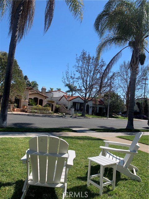 Detail Gallery Image 17 of 19 For 305 Roycroft, Long Beach,  CA 90814 - 3 Beds | 2 Baths