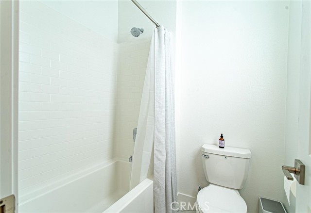 Detail Gallery Image 32 of 56 For 27225 Bush Mallow Ct, Valencia,  CA 91381 - 4 Beds | 3/1 Baths