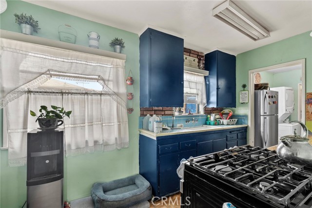 Detail Gallery Image 15 of 33 For 12323 Edgebrook Ave, Lynwood,  CA 90262 - 3 Beds | 1 Baths