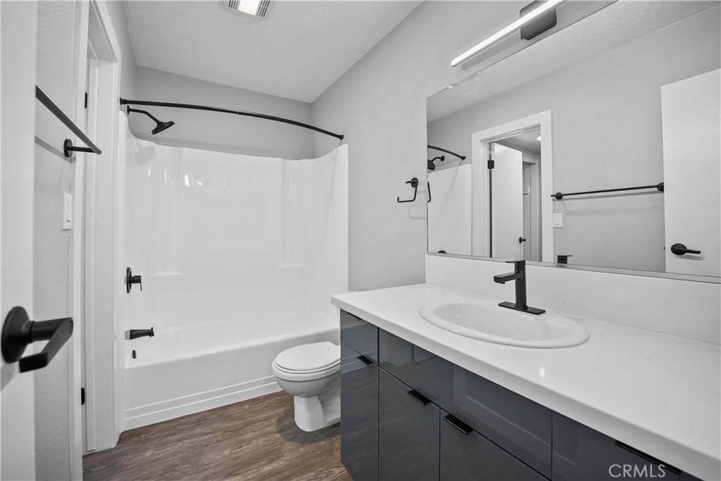 MLS #OC26147602 image #10