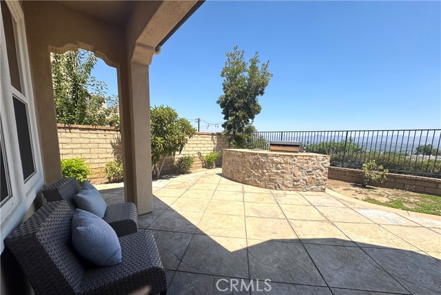 26480 Valley Oak Lane, Valencia CA: https://media.crmls.org/medias/90947e1a-ace3-4ed2-86f5-15654c9acb0f.jpg