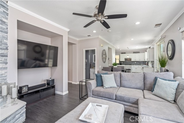 Detail Gallery Image 13 of 50 For 893 Whimbrel Way, Perris,  CA 92571 - 3 Beds | 2/1 Baths