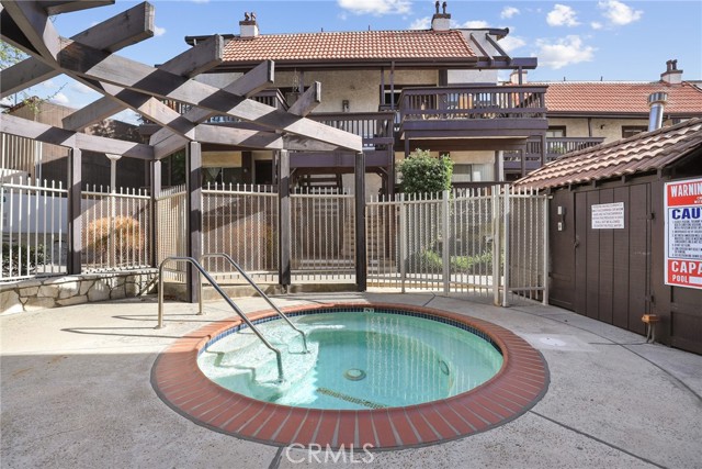 Detail Gallery Image 24 of 26 For 12330 Osborne St #86,  Pacoima,  CA 91331 - 1 Beds | 1 Baths