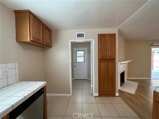 23740 Welby Way photo 8