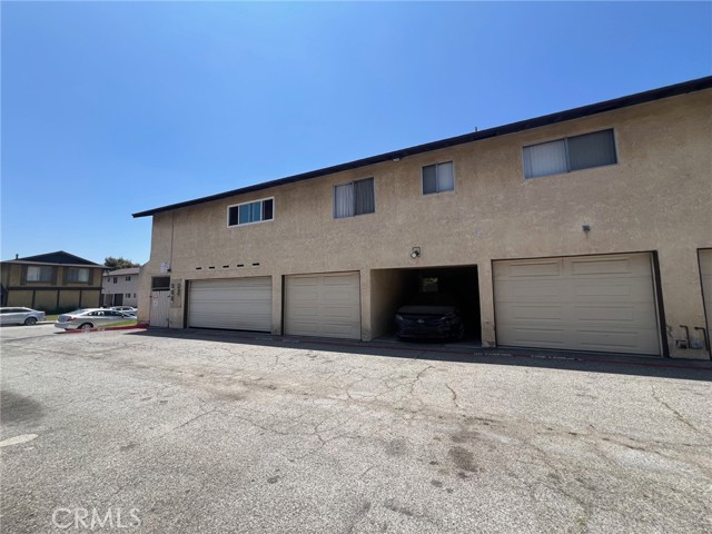 1727 E Natalie Avenue, West Covina CA: https://media.crmls.org/medias/90981ef9-6750-413f-9ea7-69148db6b05b.jpg