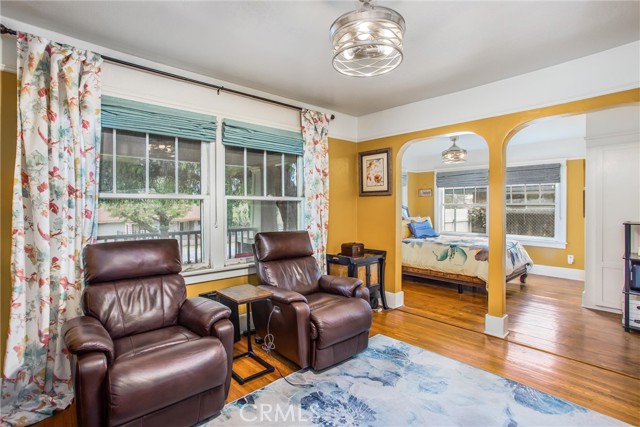 391 W Gilman Street, Banning CA: https://media.crmls.org/medias/909830e8-4621-4189-a62a-5ecdf61f6289.jpg