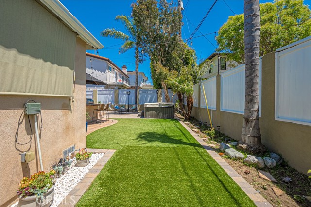 Detail Gallery Image 39 of 56 For 1130 20th St, Manhattan Beach,  CA 90266 - 3 Beds | 3 Baths