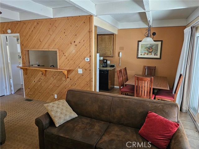 Detail Gallery Image 12 of 14 For 324 Canyon Crest, Lake Arrowhead,  CA 92352 - 2 Beds | 1/1 Baths