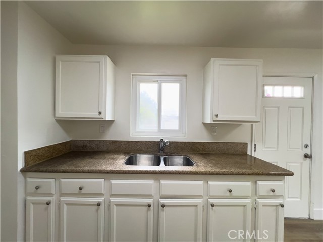 Detail Gallery Image 7 of 12 For 1668 261st St, Harbor City,  CA 90710 - – Beds | – Baths