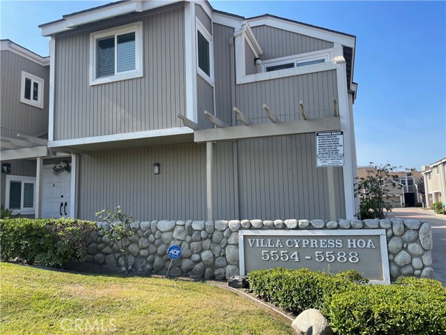 5586 Orange Avenue, Cypress CA: https://media.crmls.org/medias/909a88e5-c7f3-4511-a931-0c04a8235a2a.jpg