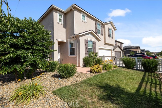 Detail Gallery Image 4 of 58 For 17 Medieval St, Merced,  CA 95341 - 4 Beds | 2/1 Baths