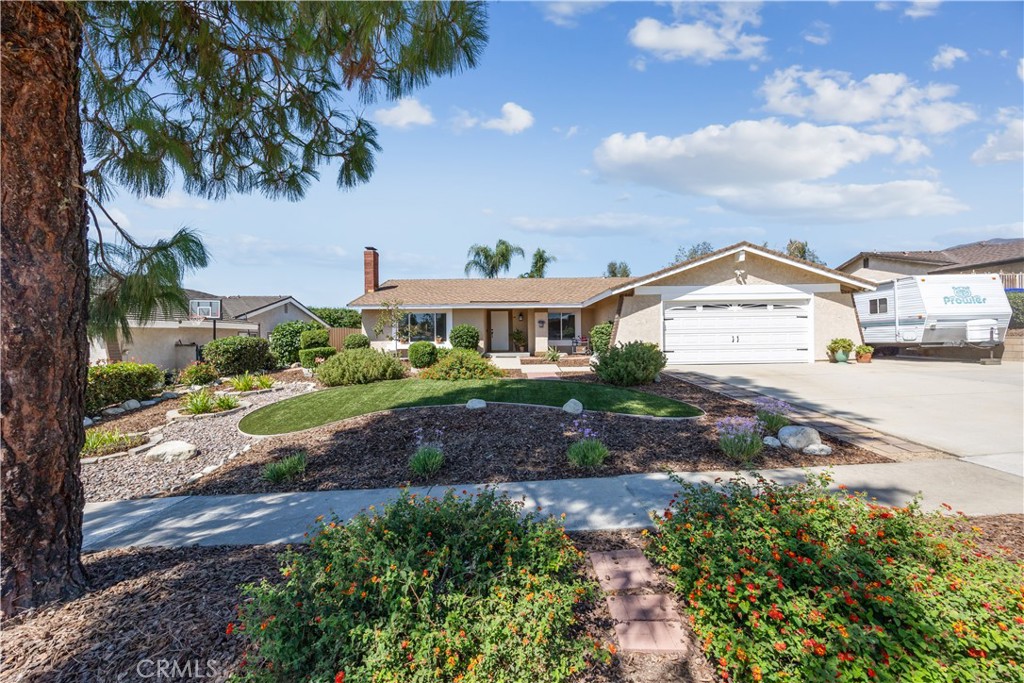 6254 Hollyoak Drive