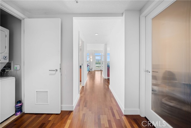3131 Michelson Drive, Irvine CA: https://media.crmls.org/medias/909cd03d-be83-499c-bb85-adafe5ce0e76.jpg