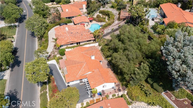 2220 Via Fernandez, Palos Verdes Estates, California 90274, 3 Bedrooms Bedrooms, ,2 BathroomsBathrooms,Residential,Sold,Via Fernandez,PV21186067