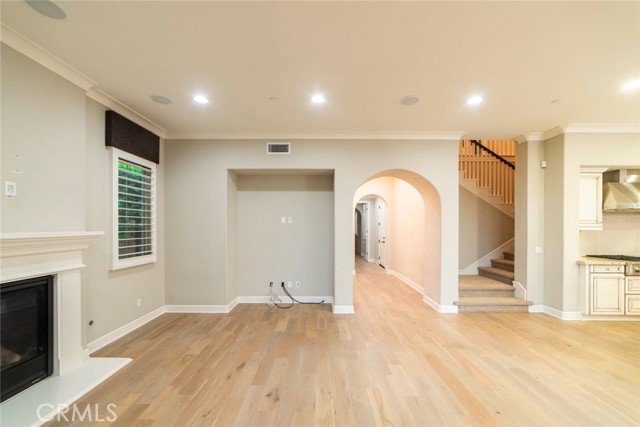 126 Long Fence, Irvine CA: https://media.crmls.org/medias/909e04c9-62f3-4161-a028-63c35db957aa.jpg