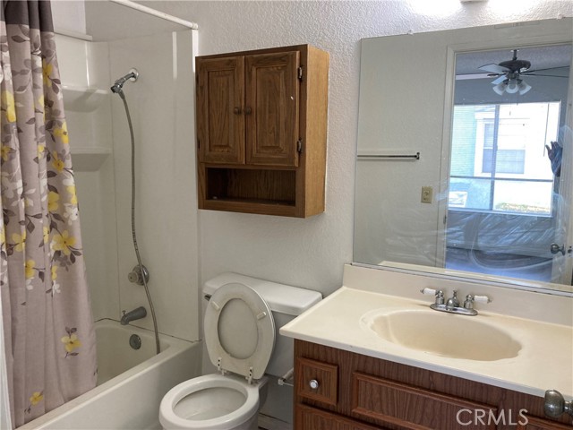 Detail Gallery Image 10 of 10 For 5640 Riverside Dr #86,  Chino,  CA 91710 - 2 Beds | 2/1 Baths