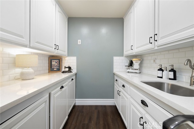 31502 Emperor Drive, Canyon Lake CA: https://media.crmls.org/medias/909e376b-f469-4138-adfb-6b8dbe783292.jpg