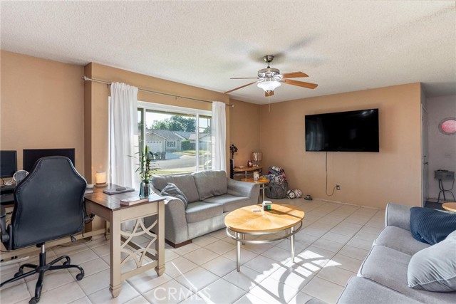 Detail Gallery Image 5 of 22 For 2631 S Sacramento Pl, Ontario,  CA 91761 - 4 Beds | 2 Baths