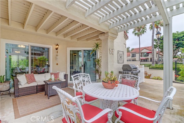 21982 Kitridge, Mission Viejo CA: https://media.crmls.org/medias/909ef924-68ce-4de1-9b85-0d40f863b826.jpg