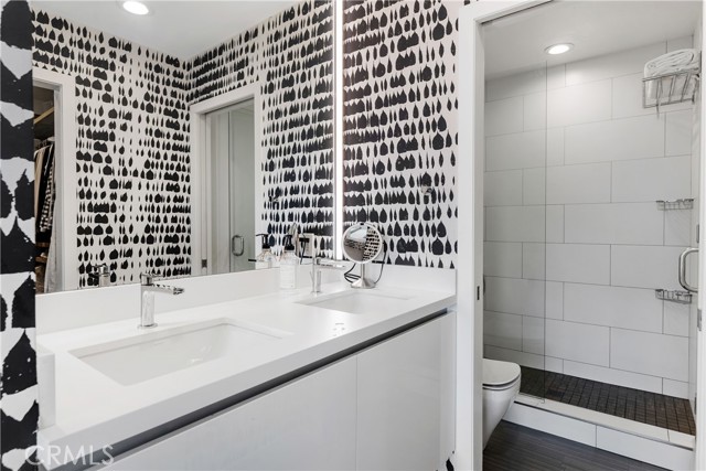 Detail Gallery Image 21 of 32 For 439 Camino De Las Colinas, Redondo Beach,  CA 90277 - 3 Beds | 2/1 Baths