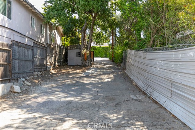 Detail Gallery Image 30 of 39 For 4805 4805 Lowell, La Crescenta,  CA 91214 - 3 Beds | 2 Baths