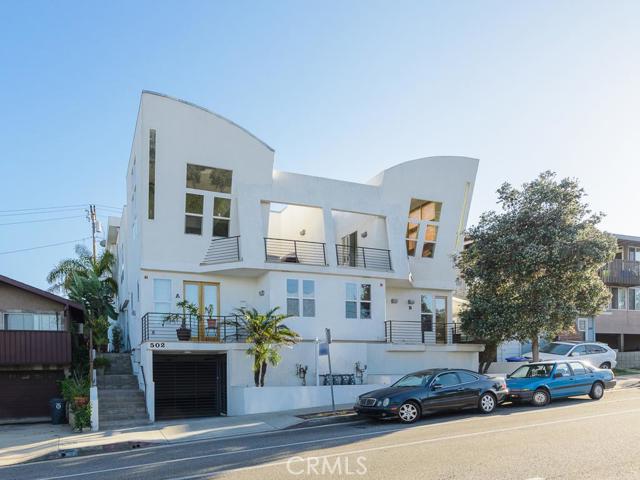 502 Rosecrans Avenue, Manhattan Beach, California 90266, 2 Bedrooms Bedrooms, ,2 BathroomsBathrooms,Residential,Sold,Rosecrans,SB16061537