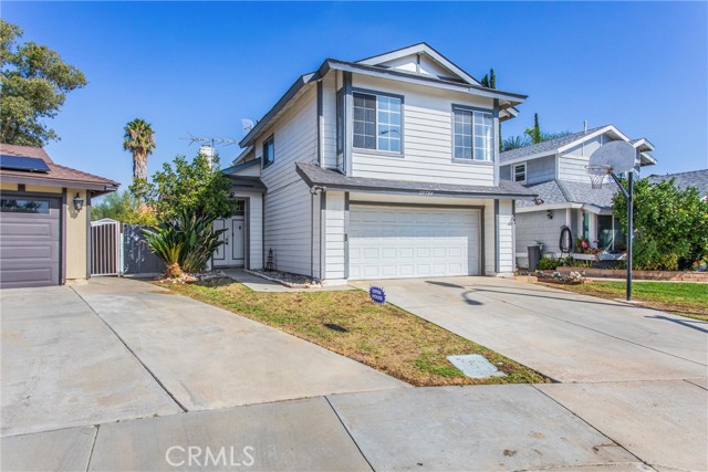 Detail Gallery Image 4 of 33 For 25784 Basil Ct, Moreno Valley,  CA 92553 - 4 Beds | 2/1 Baths