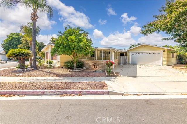 Detail Gallery Image 1 of 1 For 1413 Willow Leaf Dr, Hemet,  CA 92545 - 2 Beds | 2 Baths