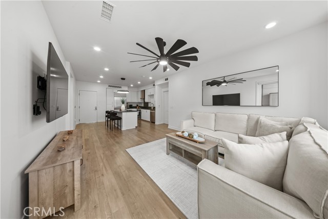 Detail Gallery Image 7 of 24 For 2412 Nolita, Irvine,  CA 92612 - 2 Beds | 2 Baths