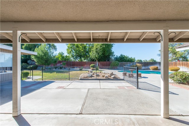 Detail Gallery Image 27 of 36 For 6111 Claridge Dr, Riverside,  CA 92506 - 4 Beds | 2 Baths