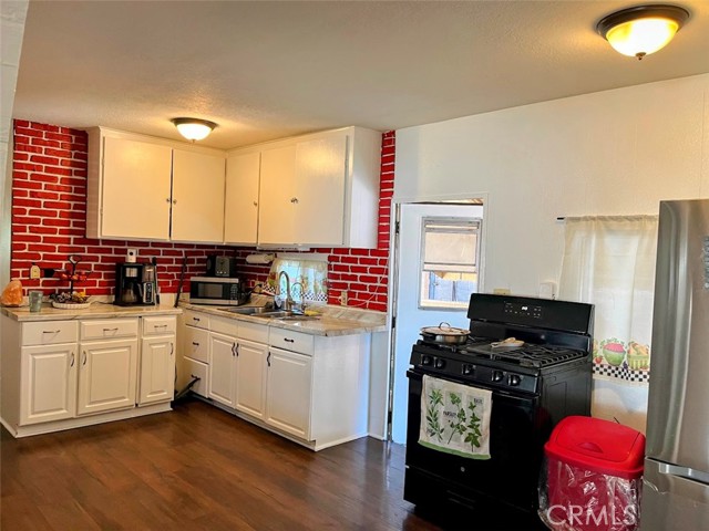 Detail Gallery Image 2 of 4 For 13102 Partridge St #54,  Garden Grove,  CA 92843 - 4 Beds | 1/1 Baths