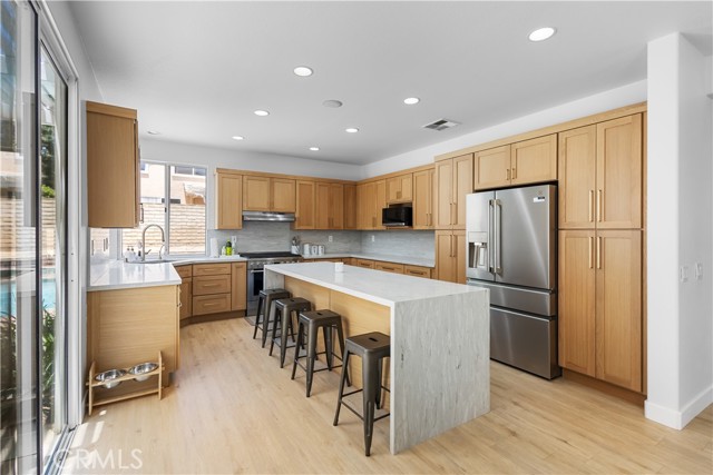 2517 Renata Court, Thousand Oaks CA: https://media.crmls.org/medias/90a2d172-0889-4db4-bb1c-24fa8905ff35.jpg