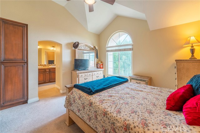 Detail Gallery Image 32 of 42 For 620 Ivywood Ln #F,  Simi Valley,  CA 93065 - 3 Beds | 2/1 Baths