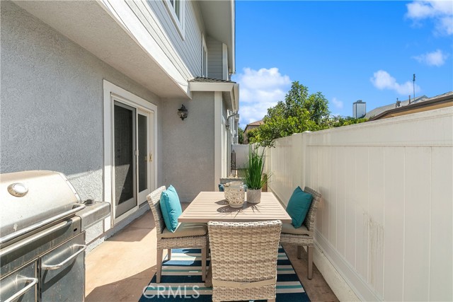 2006 Warfield Avenue, Redondo Beach, California 90278, 3 Bedrooms Bedrooms, ,2 BathroomsBathrooms,Residential,Sold,Warfield,SB21179490