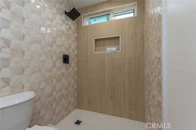 876 Ballina Court, Newbury Park CA: https://media.crmls.org/medias/90a38137-d9f4-42ad-8d42-42b8968abc10.jpg