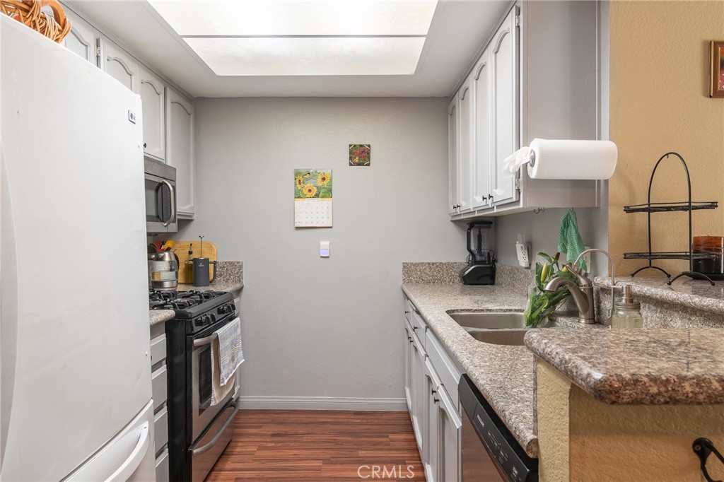 Efficient and Functional Galley Kitchen