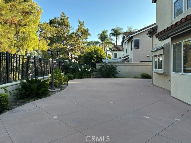 26582 Via Mondelo, Mission Viejo CA: https://media.crmls.org/medias/90a3c759-b9bc-4f0b-ba7d-172a4cd46511.jpg