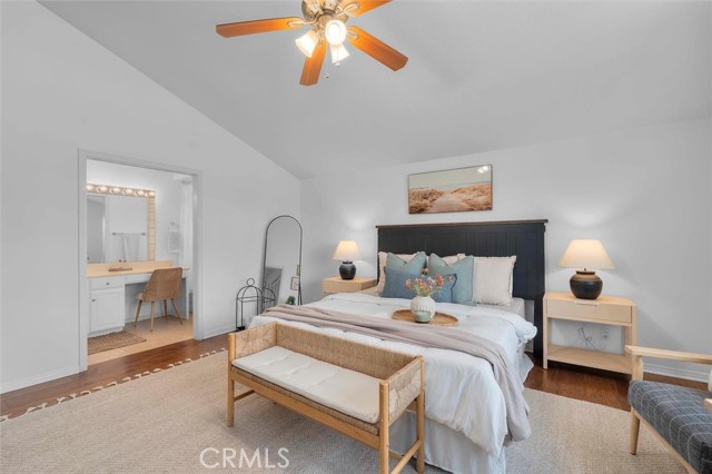 Detail Gallery Image 16 of 20 For 515 S Broadway #B,  Redondo Beach,  CA 90277 - 2 Beds | 2/1 Baths