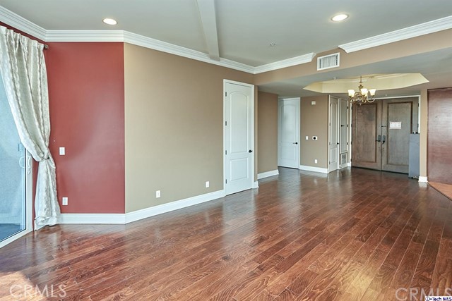 3 Bed Home for Sale in Los Angeles, California