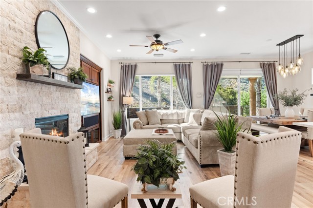 Detail Gallery Image 4 of 48 For 24217 Fawnskin, Corona,  CA 92883 - 2 Beds | 2 Baths