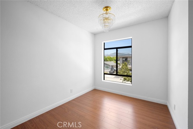 Detail Gallery Image 10 of 25 For 1142 Stanley Ave #12,  Glendale,  CA 91206 - 2 Beds | 2 Baths