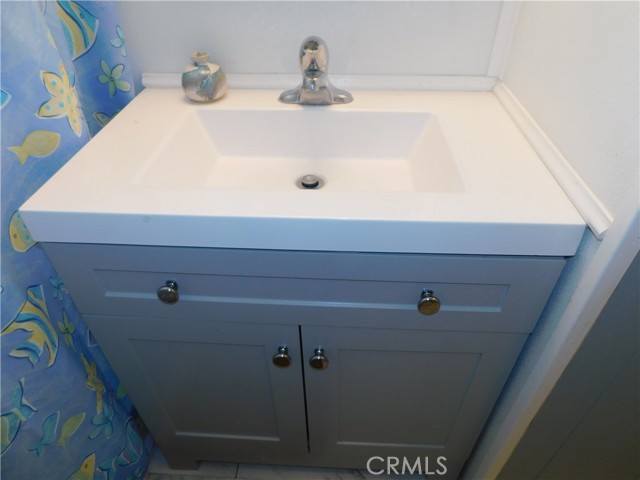 1001 S 3rd Street, Calimesa CA: https://media.crmls.org/medias/90a6d1a4-69fc-44fa-8306-81986d6b403c.jpg