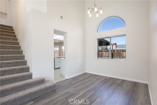 Detail Gallery Image 9 of 25 For 805 Jason Ct, Lancaster,  CA 93534 - 4 Beds | 3 Baths