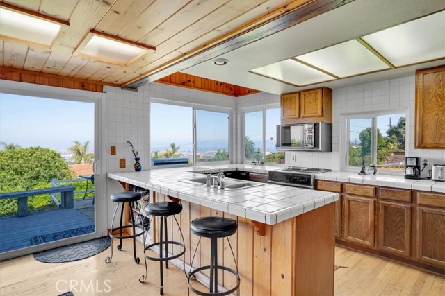Detail Gallery Image 48 of 73 For 5 Toprail Ln, Rancho Palos Verdes,  CA 90275 - 4 Beds | 3 Baths