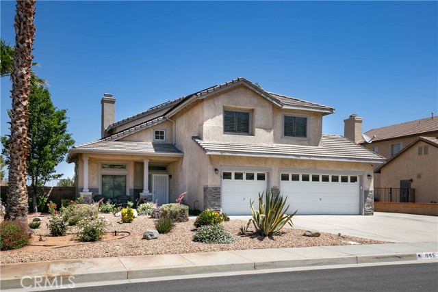 1805 Date Palm Drive, Palmdale CA: https://media.crmls.org/medias/90a7ecd9-f243-4d86-b9c0-6b0043136d1d.jpg