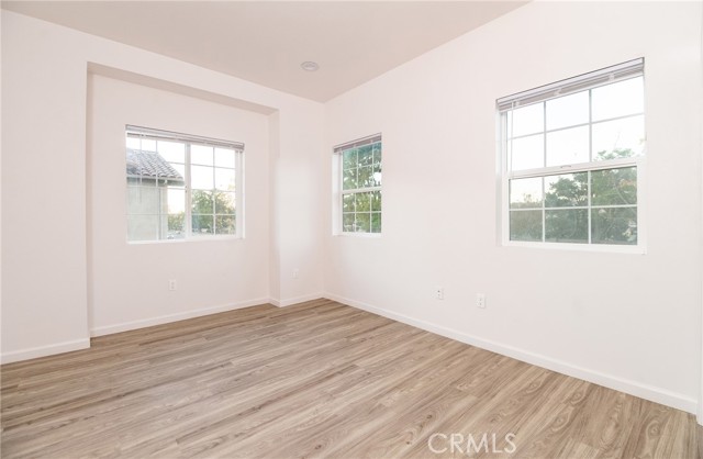 Detail Gallery Image 39 of 43 For 5502 E Los Angeles Ave #2,  Simi Valley,  CA 93063 - 3 Beds | 2/1 Baths