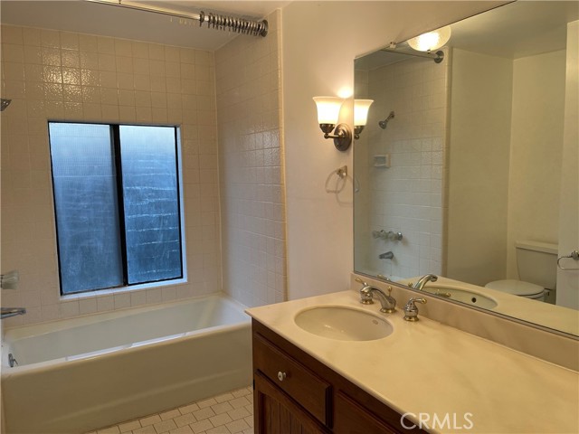 11801 Loara Street, Garden Grove CA: https://media.crmls.org/medias/90a97220-2093-4a08-b2a4-2365bf5875d2.jpg