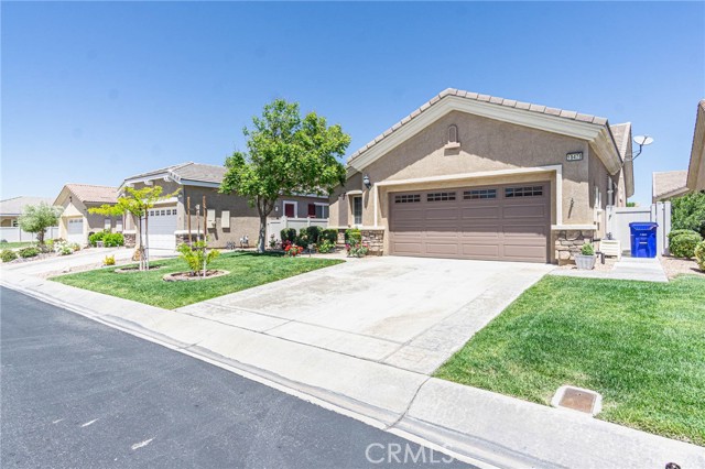 19478 Big Horn Street, Apple Valley CA: https://media.crmls.org/medias/90aa048a-75ab-441c-a644-3dfd4d483256.jpg