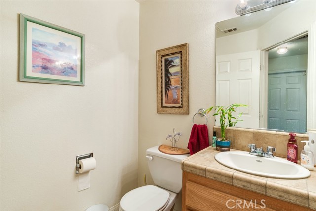 Detail Gallery Image 22 of 55 For 23465 Cherokee Rd, Apple Valley,  CA 92307 - 5 Beds | 3/1 Baths
