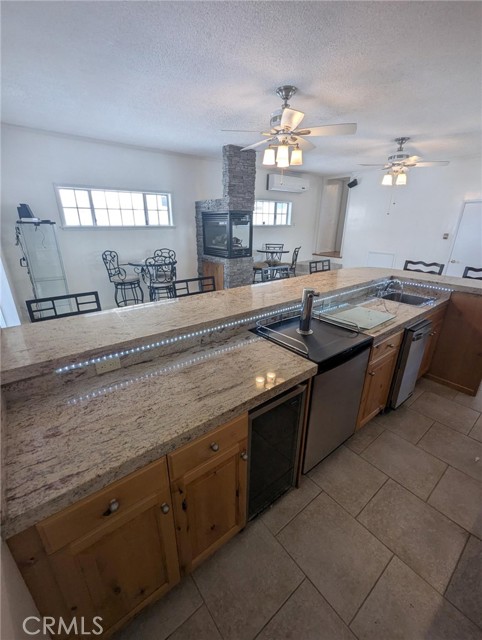 891 W Elberon Avenue, San Pedro CA: https://media.crmls.org/medias/90ab47c0-ac3b-48f0-ab26-788d5d1d4548.jpg